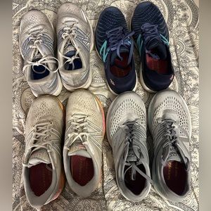 4 Pairs of New Balance Running Sneaks